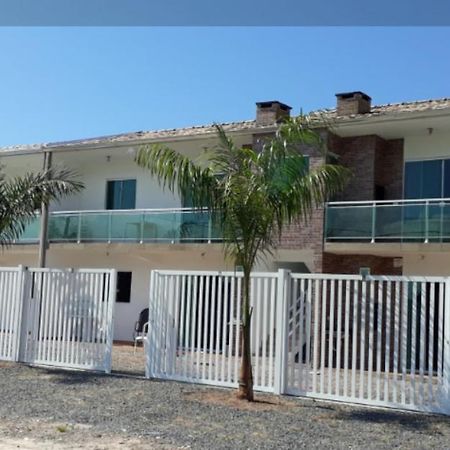 Conjunto Residencial Verdes Mares Guaratuba Exteriér fotografie