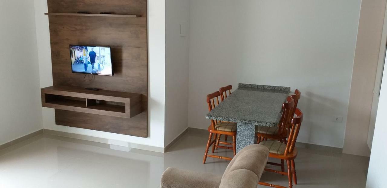 Conjunto Residencial Verdes Mares Guaratuba Exteriér fotografie